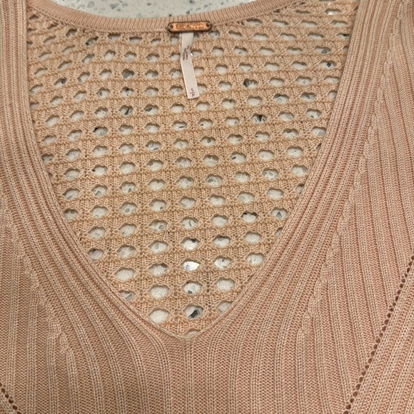 Free People Sweater - Picture 6 of 7